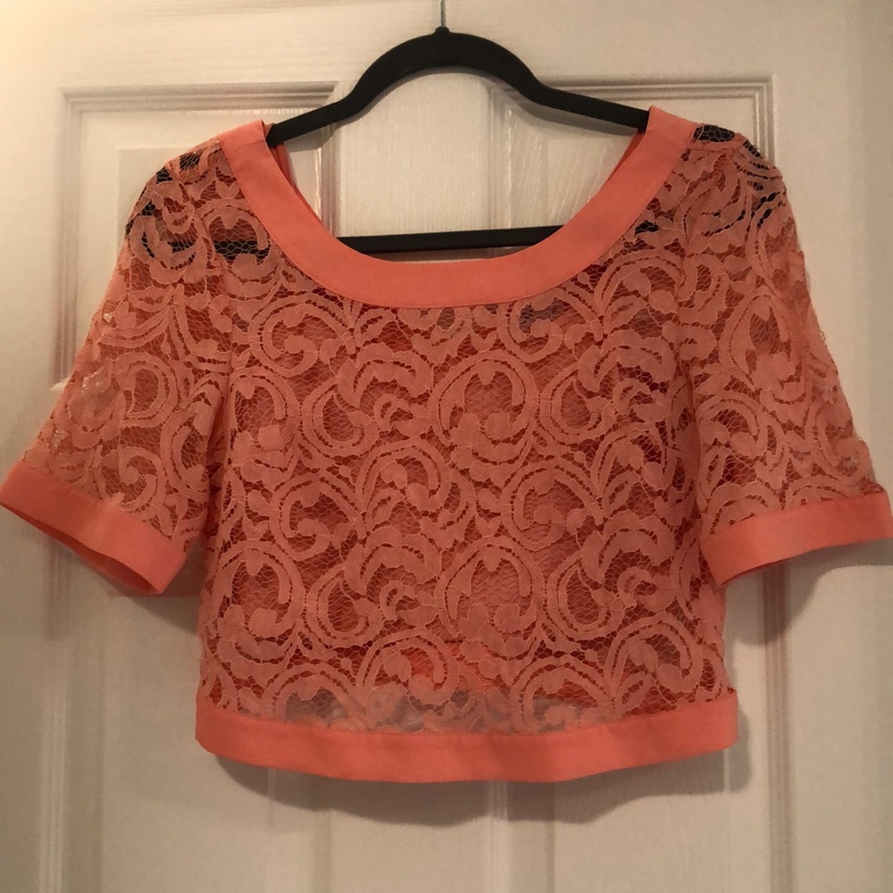 Bcbgeneration crop top